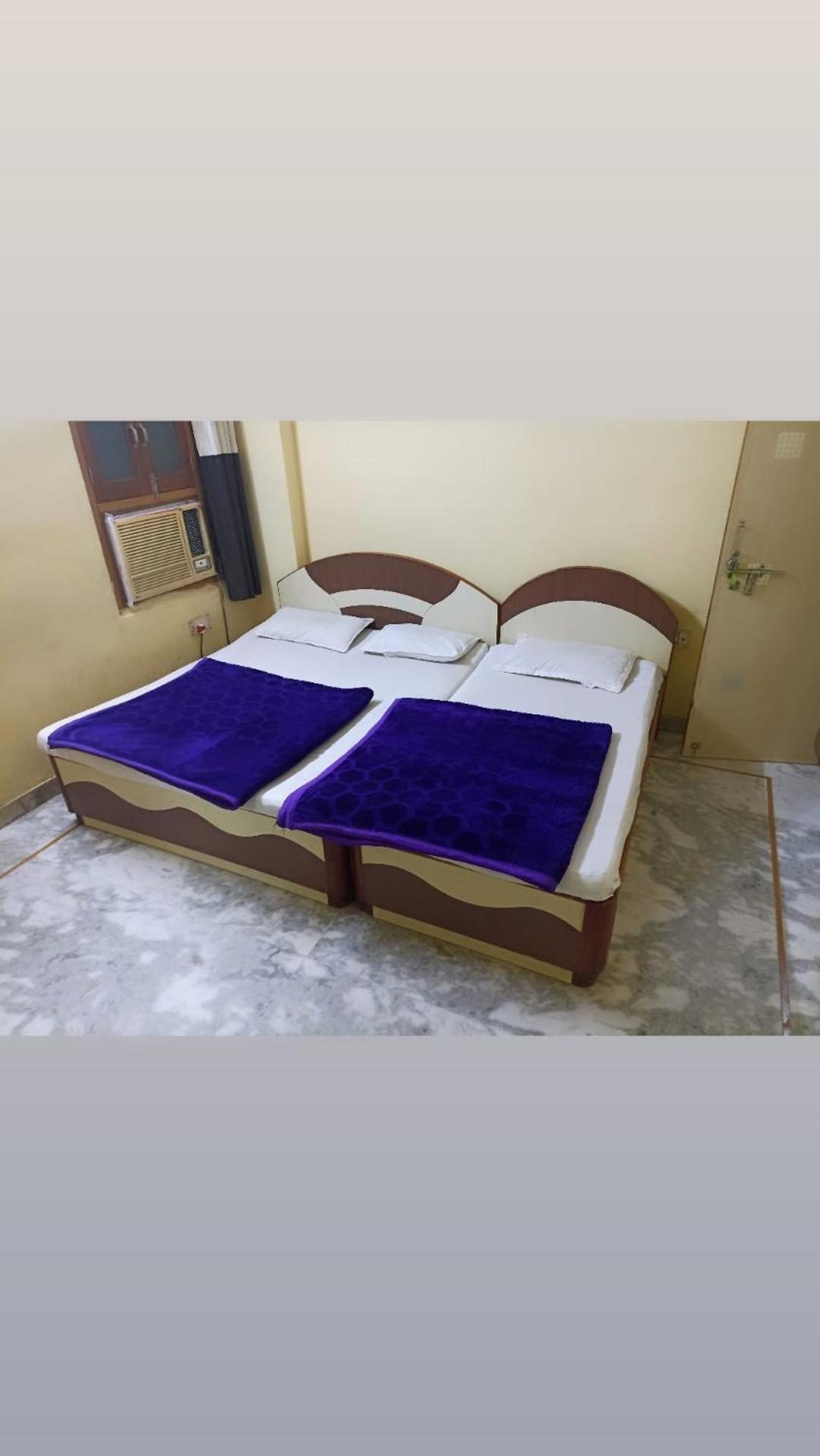 Shreeji Arpan Hotel Nathdwara Phòng bức ảnh
