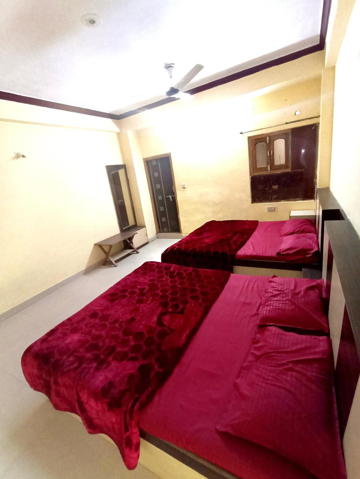 Shreeji Arpan Hotel Nathdwara Ngoại thất bức ảnh